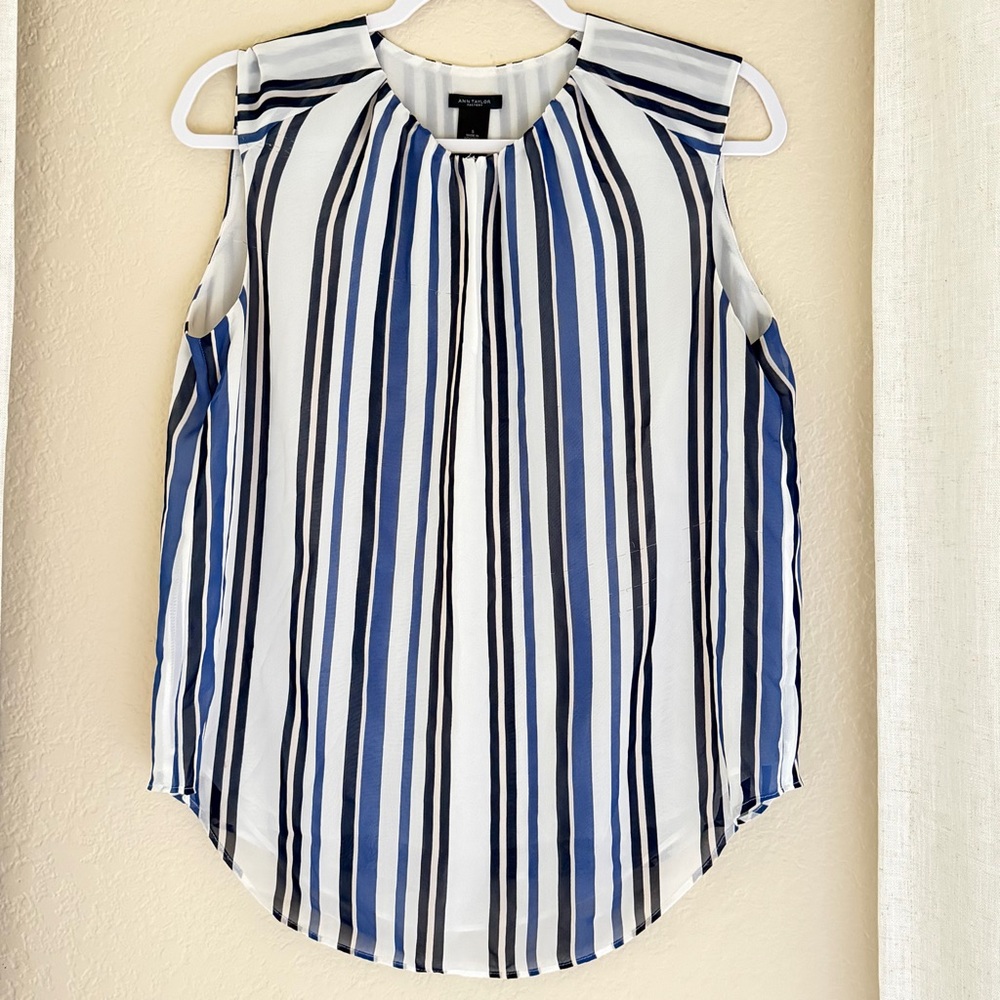 Ann Taylor Navy and White Striped Sleeveless Top Sz S